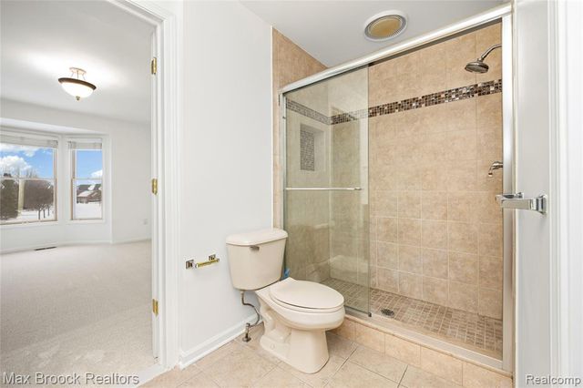 6901 Reed Court, West Bloomfield, MI 48322