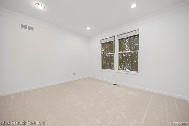 6901 Reed Court, West Bloomfield, MI 48322