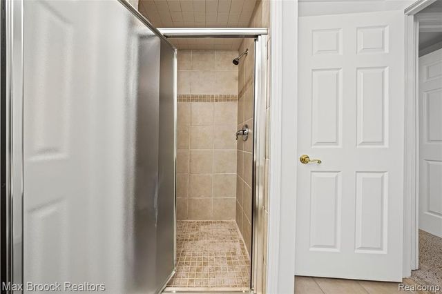 6901 Reed Court, West Bloomfield, MI 48322