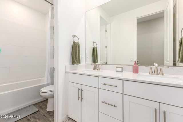 542 W RAINBOW BRIDGE Lane, San Tan Valley, AZ 85140