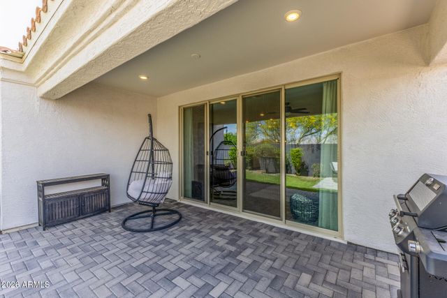 542 W RAINBOW BRIDGE Lane, San Tan Valley, AZ 85140