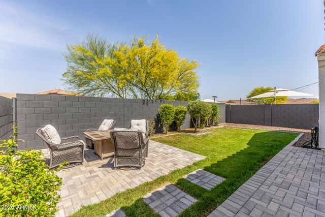 542 W RAINBOW BRIDGE Lane, San Tan Valley, AZ 85140