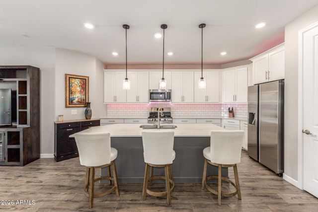 542 W RAINBOW BRIDGE Lane, San Tan Valley, AZ 85140