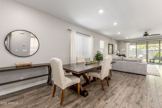 542 W RAINBOW BRIDGE Lane, San Tan Valley, AZ 85140