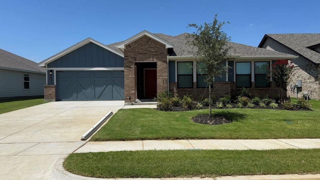 1756 RIVER BEND Road, Burleson, TX 76028