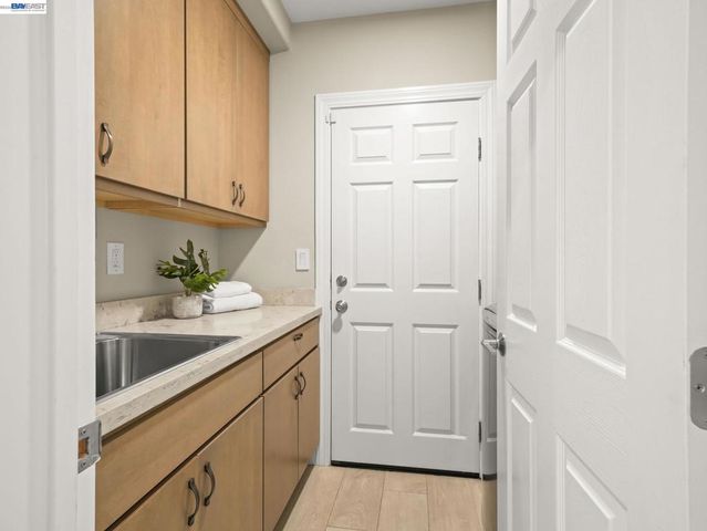 5038 Westside Dr, San Ramon, CA 94583