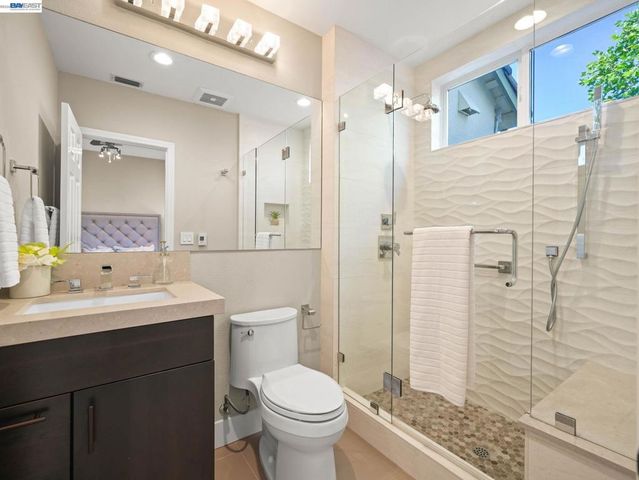 5038 Westside Dr, San Ramon, CA 94583