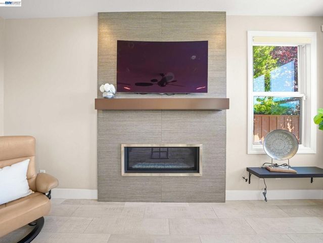 5038 Westside Dr, San Ramon, CA 94583