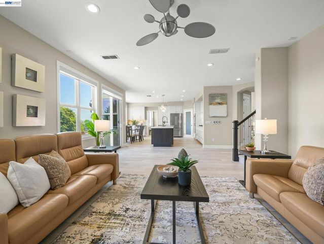 5038 Westside Dr, San Ramon, CA 94583