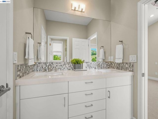 5038 Westside Dr, San Ramon, CA 94583