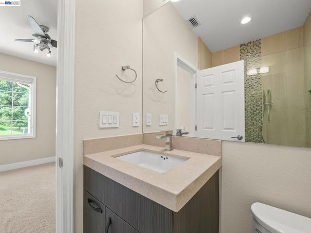 5038 Westside Dr, San Ramon, CA 94583