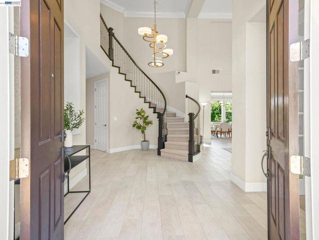 5038 Westside Dr, San Ramon, CA 94583
