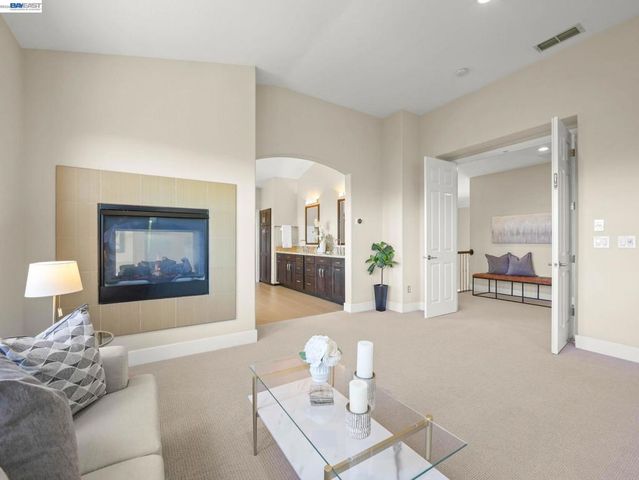 5038 Westside Dr, San Ramon, CA 94583