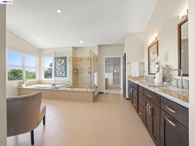 5038 Westside Dr, San Ramon, CA 94583