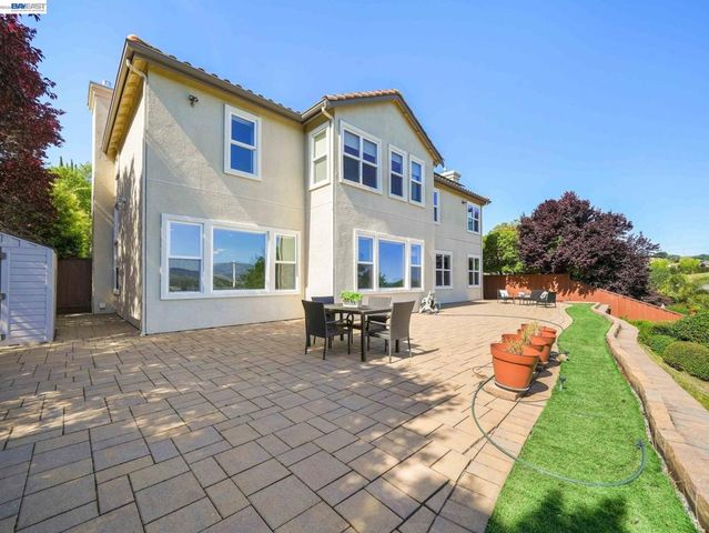 5038 Westside Dr, San Ramon, CA 94583
