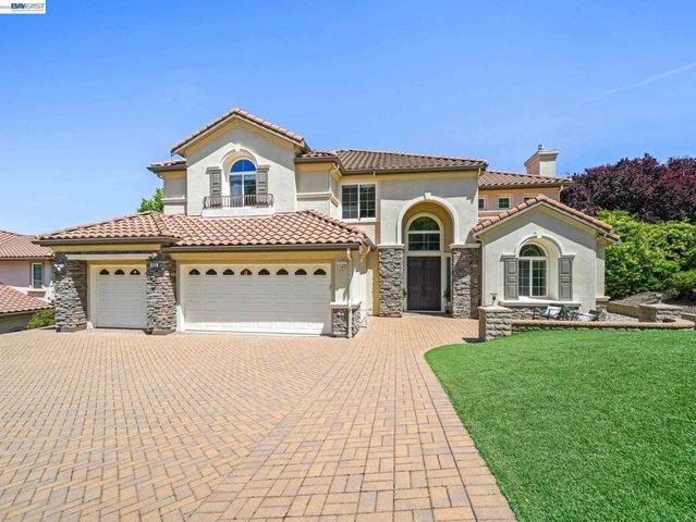 5038 Westside Dr, San Ramon, CA 94583