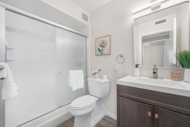 701 N Rengstorff 7, Mountain View, CA 94043