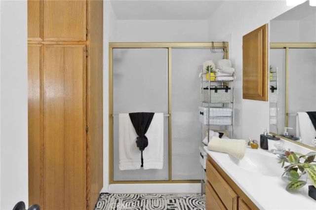 11679 Winterhawk Way, Apple Valley, CA 92308