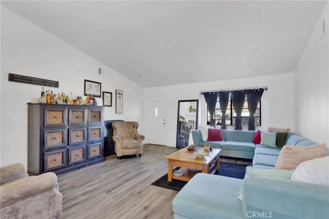 11679 Winterhawk Way, Apple Valley, CA 92308