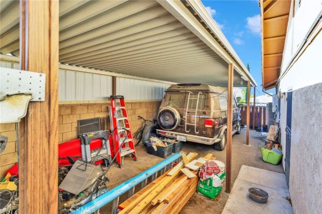 11679 Winterhawk Way, Apple Valley, CA 92308