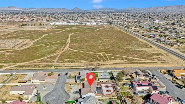 11679 Winterhawk Way, Apple Valley, CA 92308