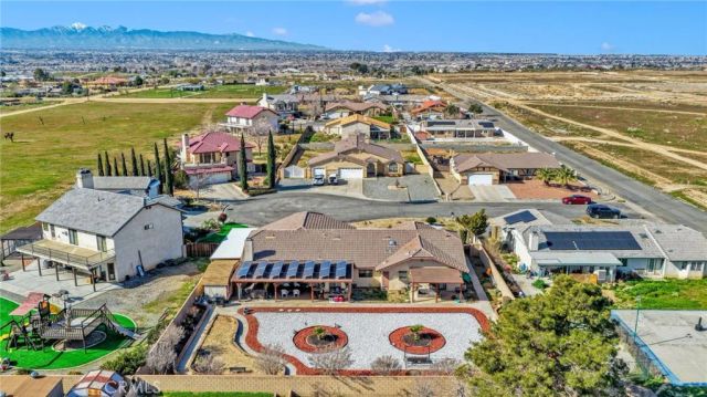 11679 Winterhawk Way, Apple Valley, CA 92308