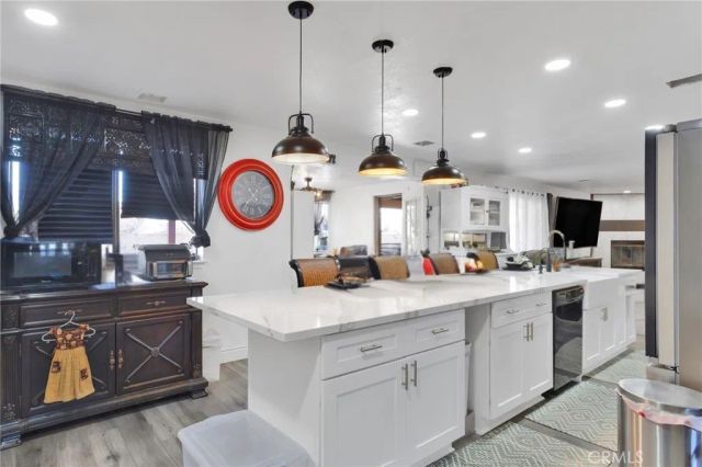 11679 Winterhawk Way, Apple Valley, CA 92308