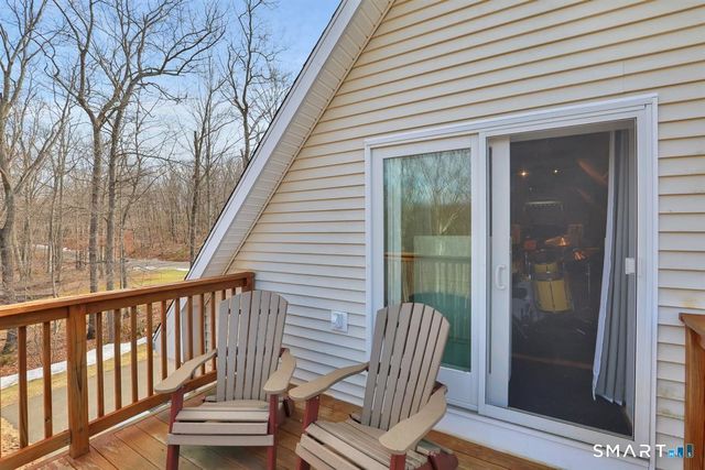 74 Oxbow Road, Haddam, CT 06441