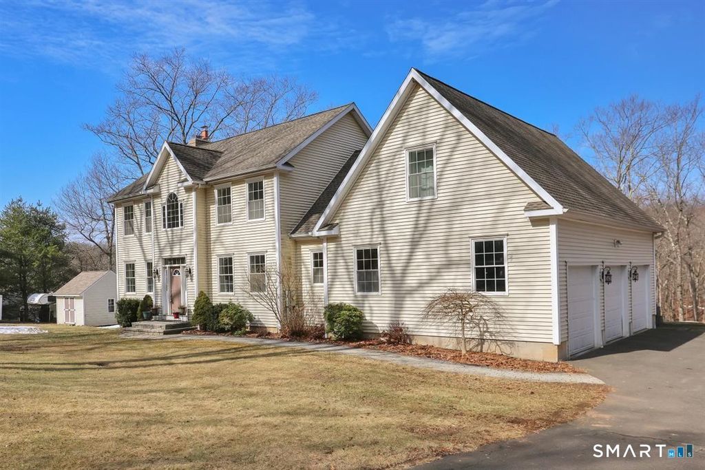 74 Oxbow Road, Haddam, CT 06441