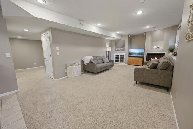 2512 Walden Way, Saint Cloud, MN 56301