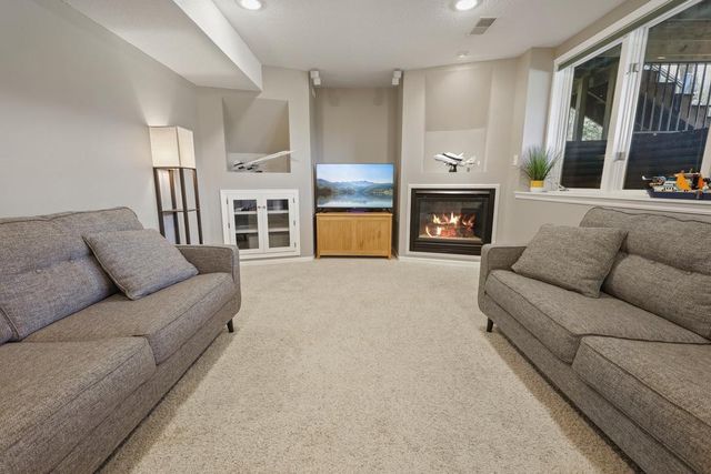 2512 Walden Way, Saint Cloud, MN 56301