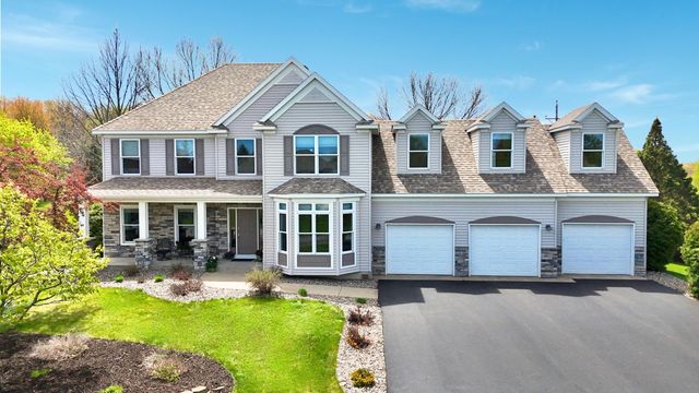 2512 Walden Way, Saint Cloud, MN 56301