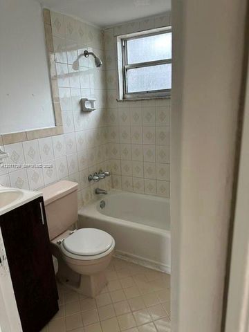 1800 NW 19th Terrace, Miami, FL 33125