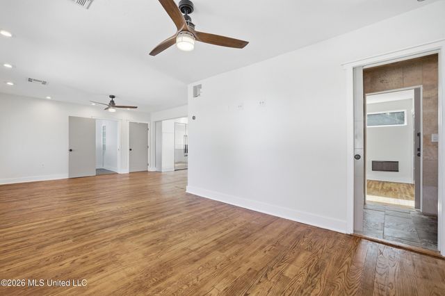 137 Keesler Circle, Biloxi, MS 39530
