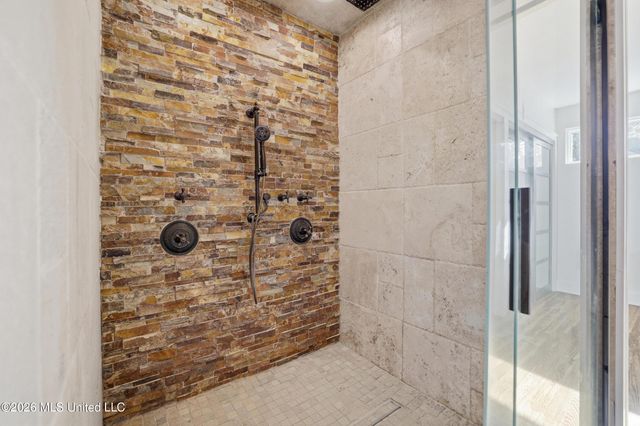 137 Keesler Circle, Biloxi, MS 39530