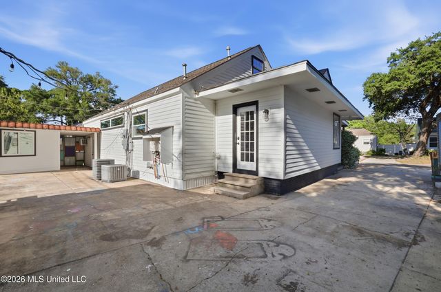 137 Keesler Circle, Biloxi, MS 39530