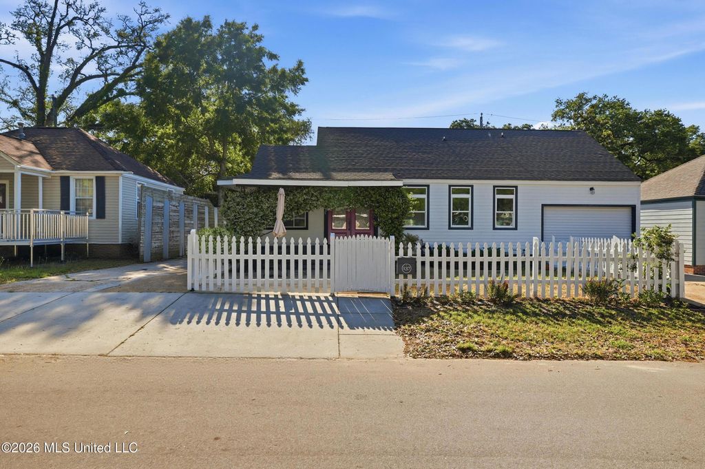 137 Keesler Circle, Biloxi, MS 39530