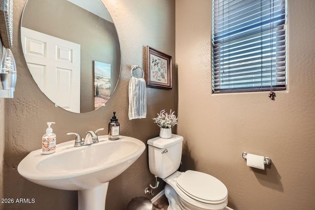 2323 W ALICIA Drive, Phoenix, AZ 85041