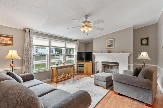 18 Lilac Court, Raymond, NH 03077