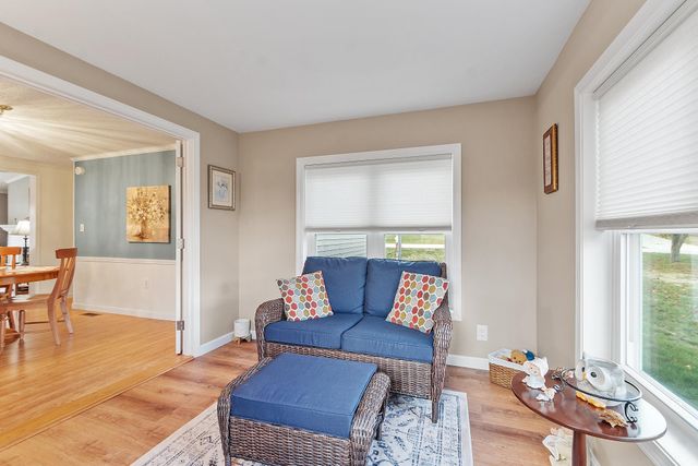 18 Lilac Court, Raymond, NH 03077