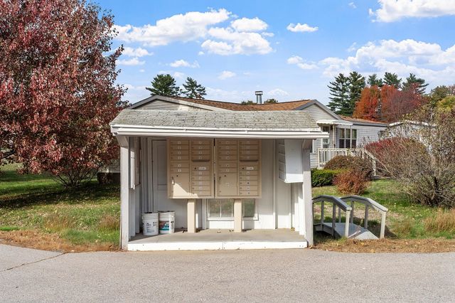 18 Lilac Court, Raymond, NH 03077