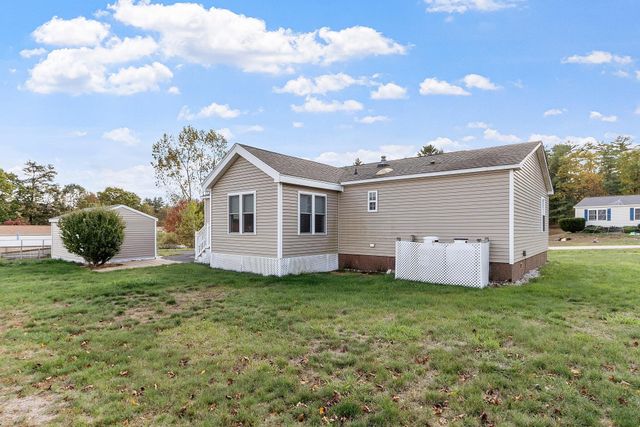 18 Lilac Court, Raymond, NH 03077