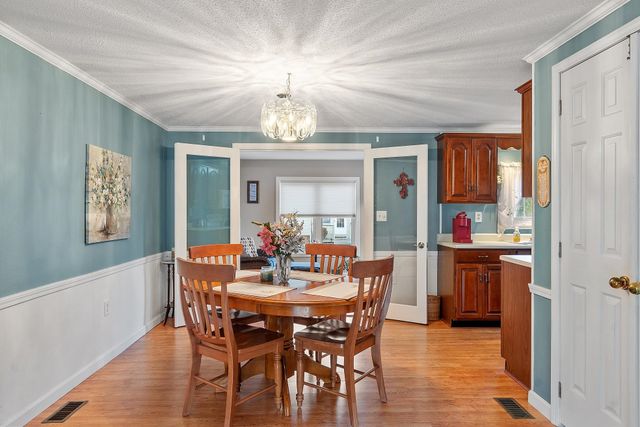 18 Lilac Court, Raymond, NH 03077