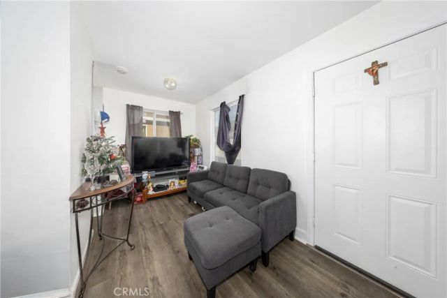 811 E Nocta, Ontario, CA 91764