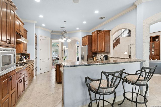 4 Cobham, San Antonio, TX 78218