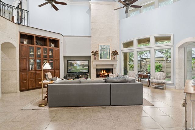 4 Cobham, San Antonio, TX 78218