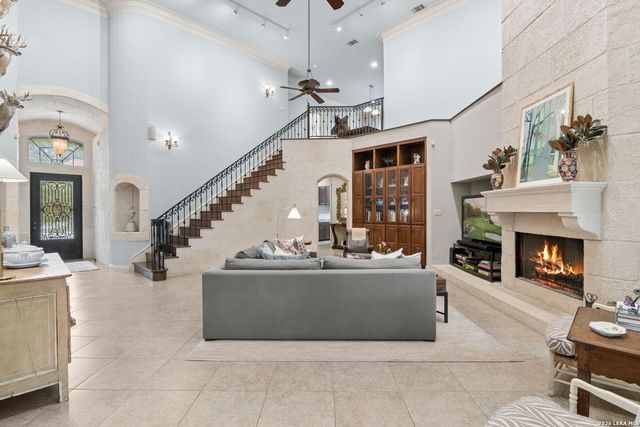 4 Cobham, San Antonio, TX 78218