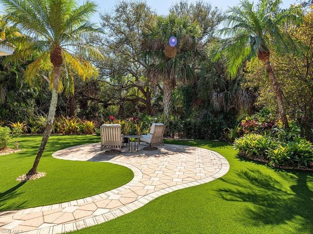 3613 Olde Cottage LN, Bonita Springs, FL 34134