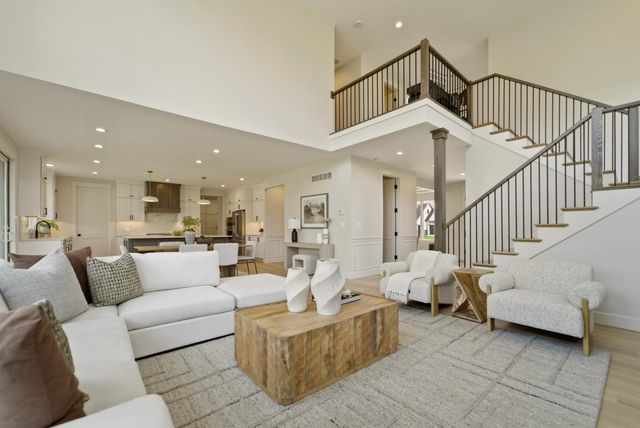 8450 W 105th Avenue, St. John, IN 46373