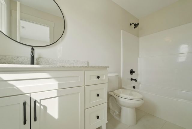 8450 W 105th Avenue, St. John, IN 46373